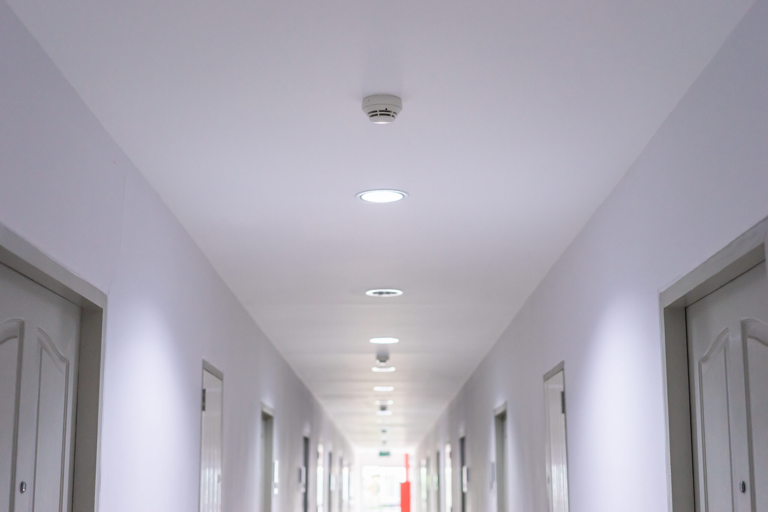 Heat detectors are installed in the corridors of the building